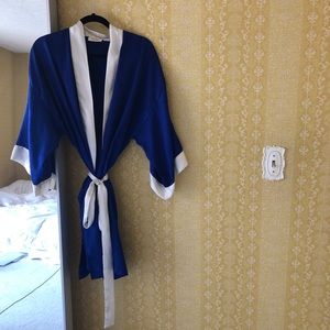 VTG VICTORIAS SECRET JACQUARD ROBE